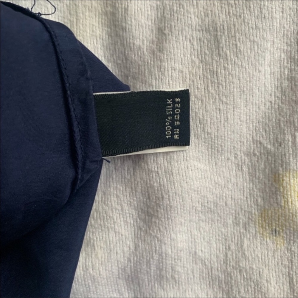 NWOT Banana Republic Silk Ruffle Top Large - Picture 6 of 7